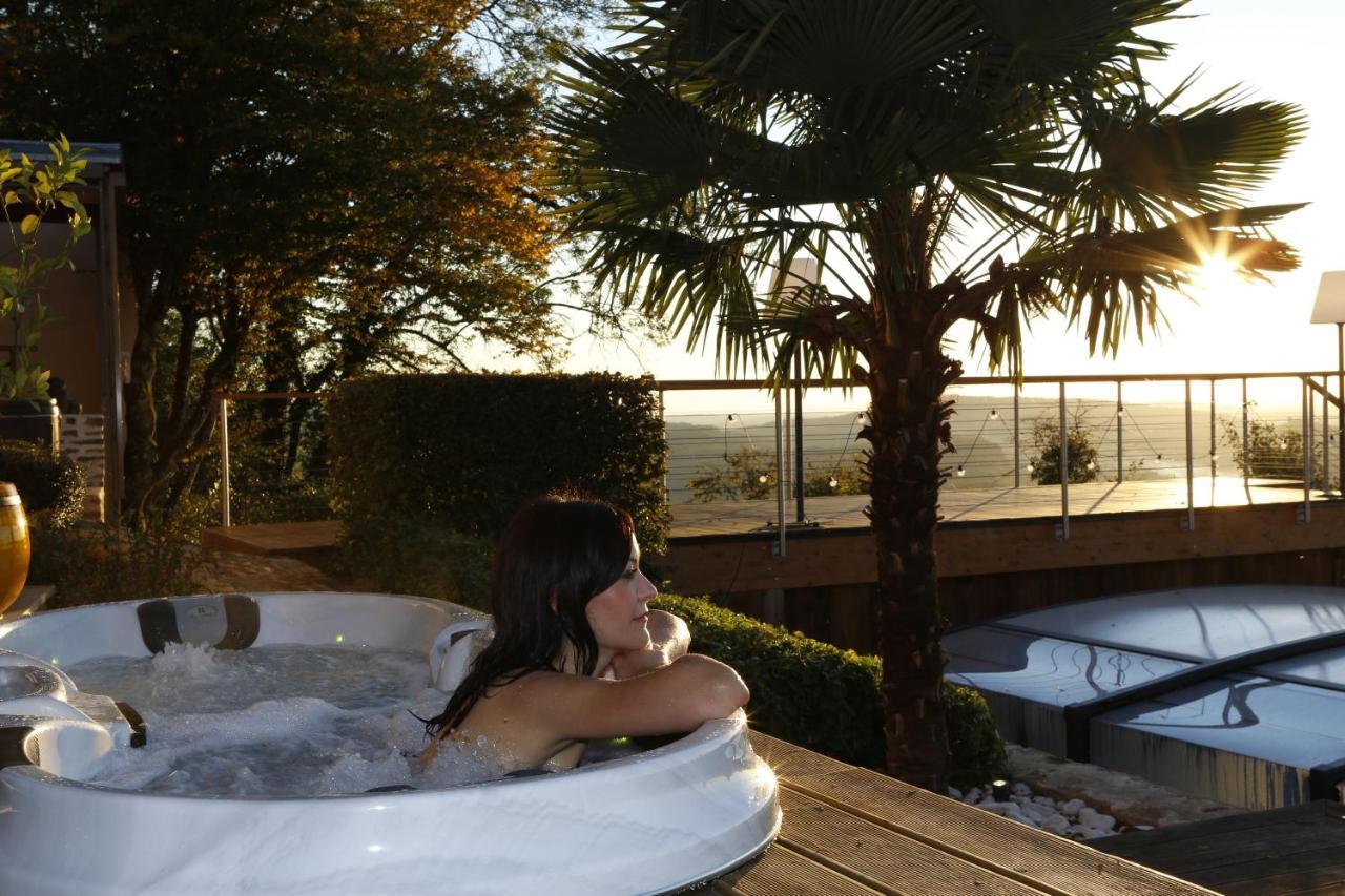 Chambres D'Hotes Le Repere Des Anges Et Spa Larnod Ngoại thất bức ảnh