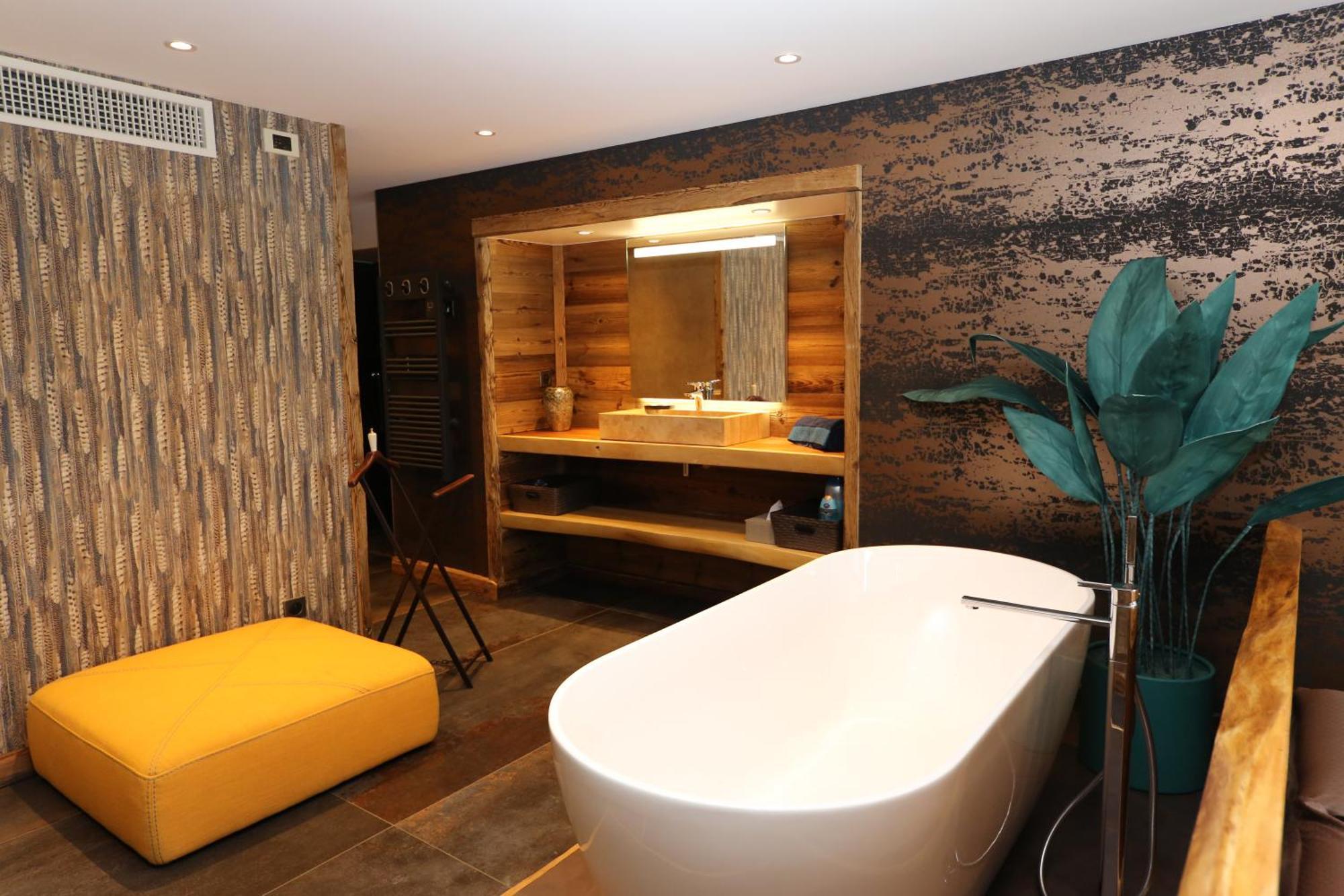 Chambres D'Hotes Le Repere Des Anges Et Spa Larnod Ngoại thất bức ảnh